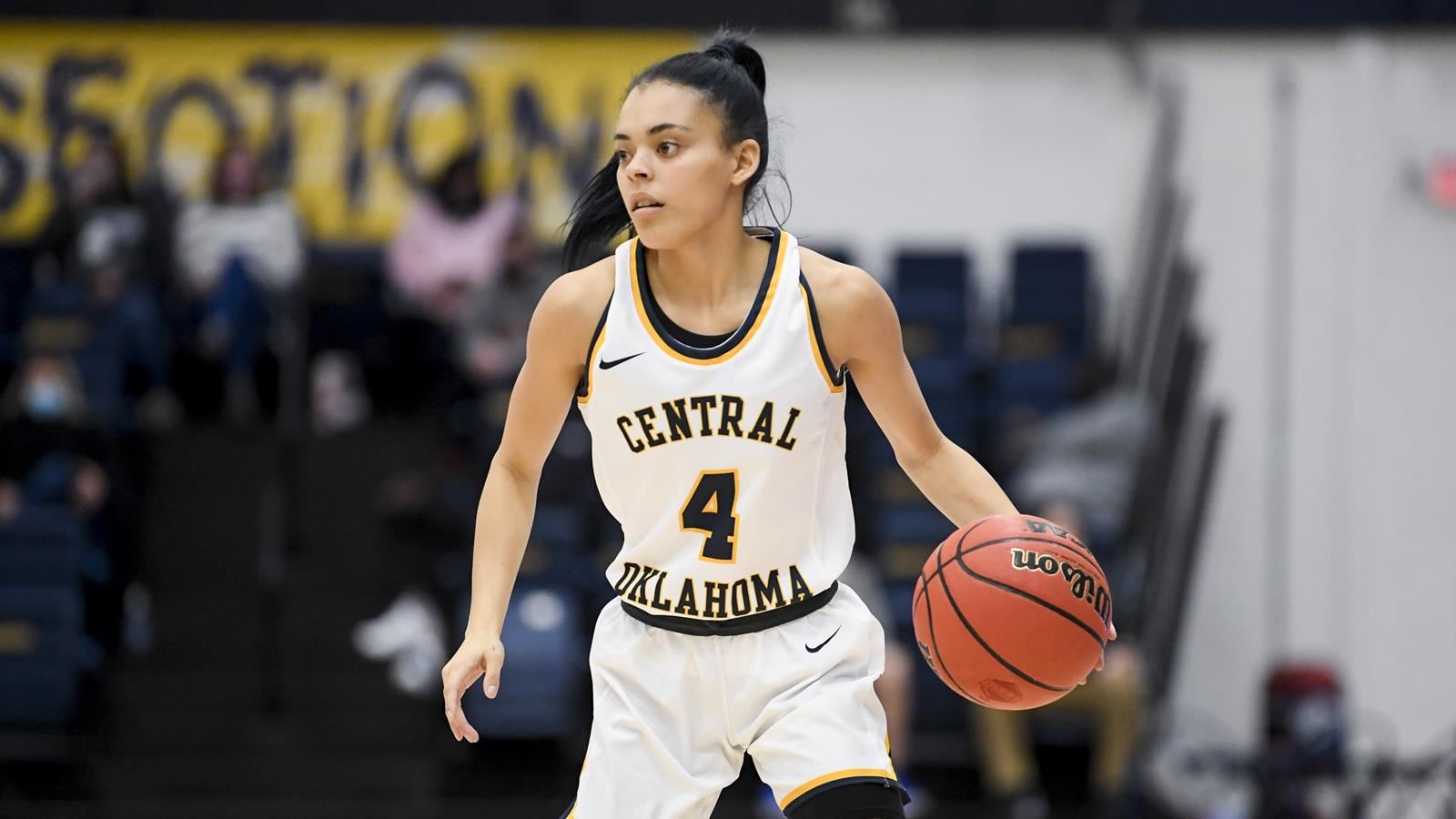 UCO women lead wire-to-wire against Griffons