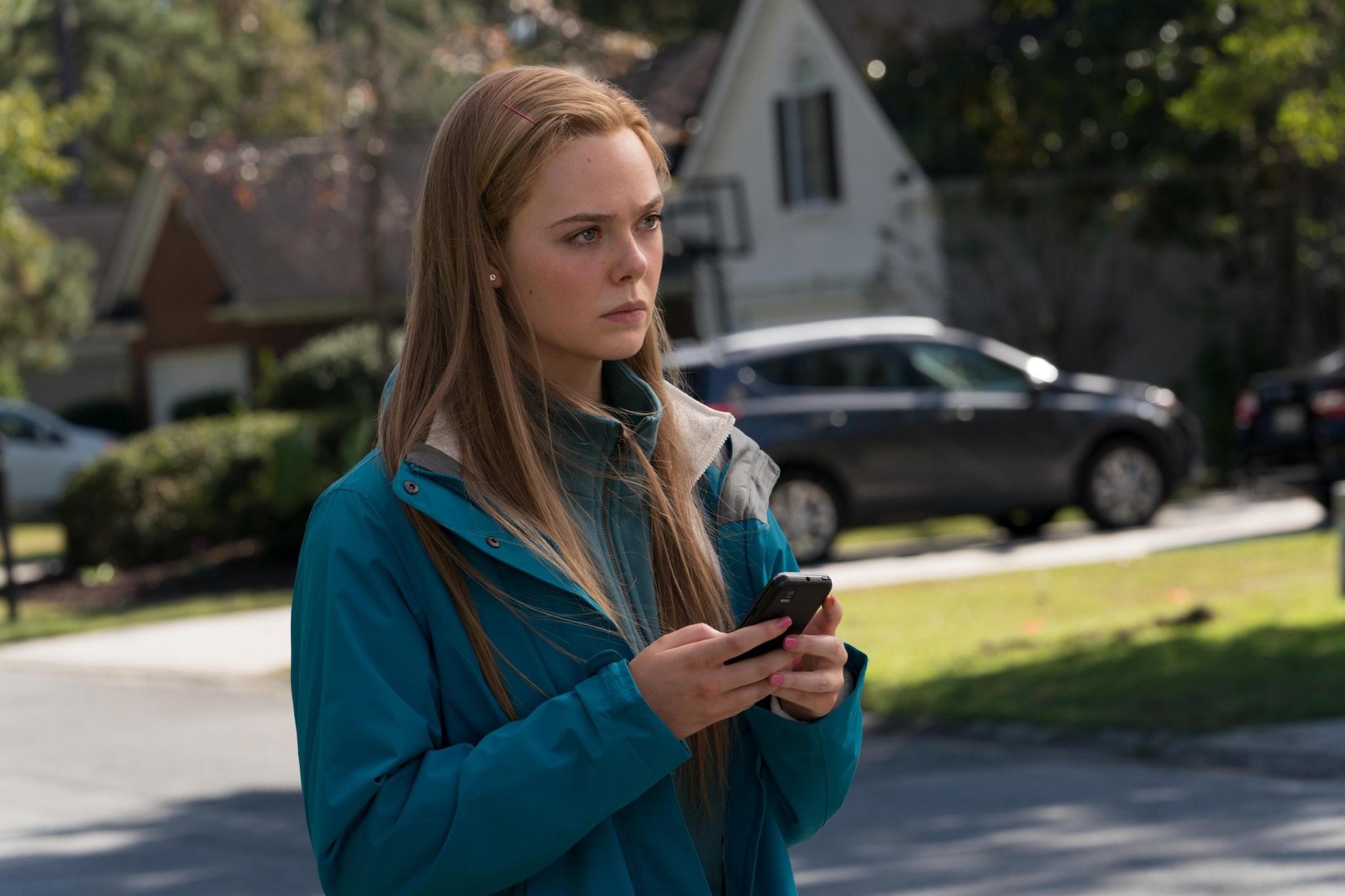 Fanning haunts and chills in ‘The Girl from Plainville’