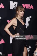 Taylor Swift VMAs Liveblog