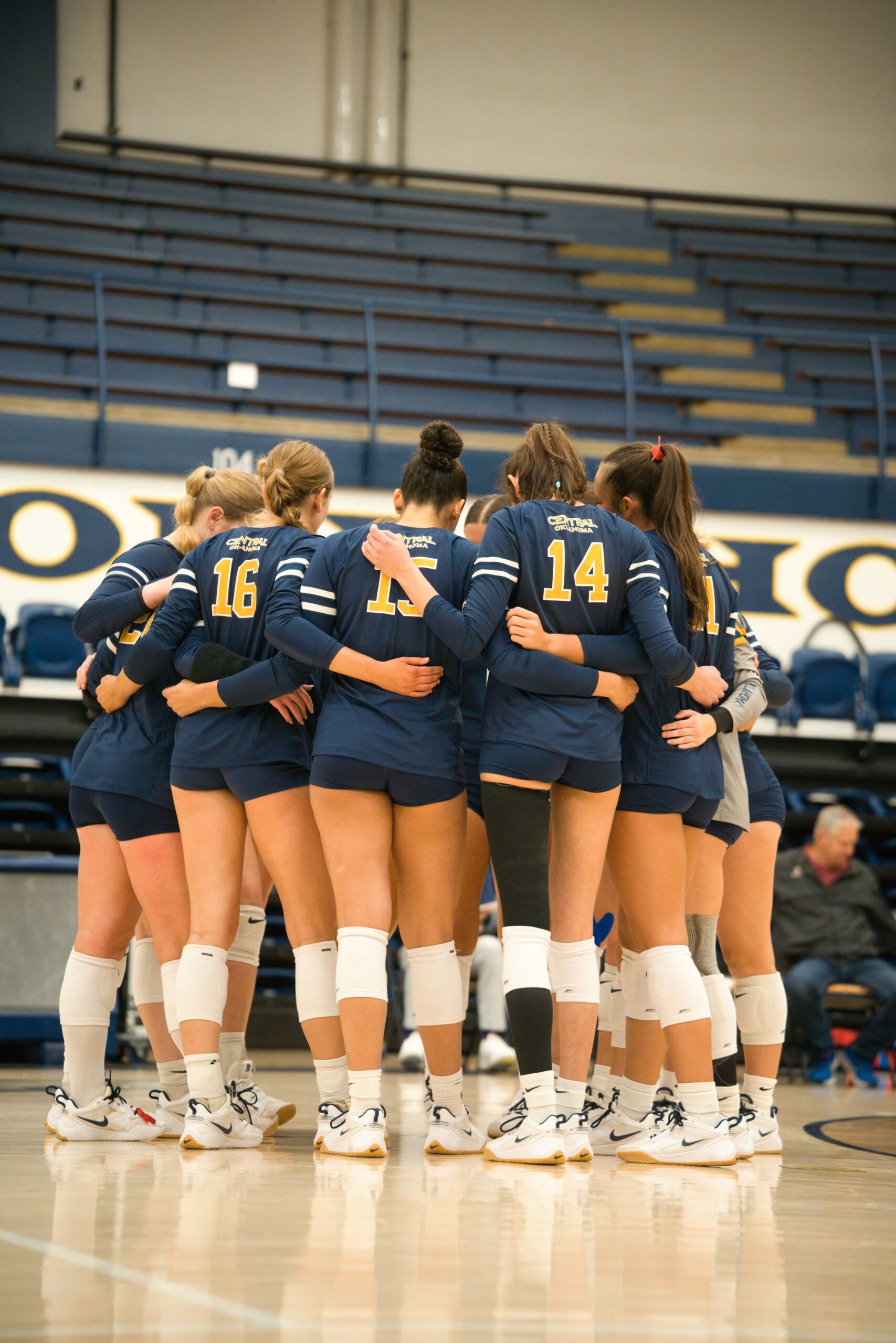 UCO Women’s Volleyball Loses in Championship Semifinals