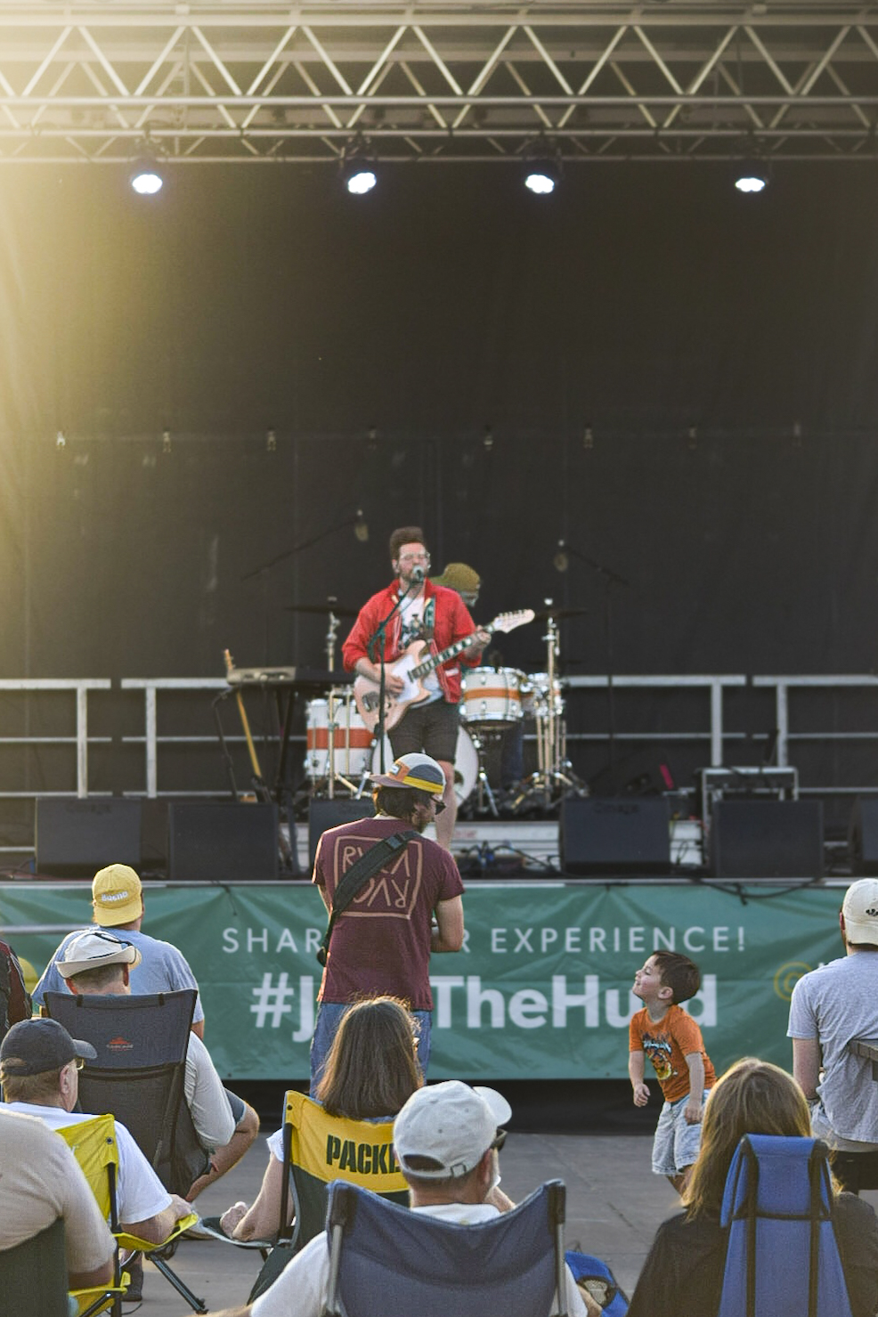 A view of the performance stage on Hurd Street. (Mau Chavez/The Vista)