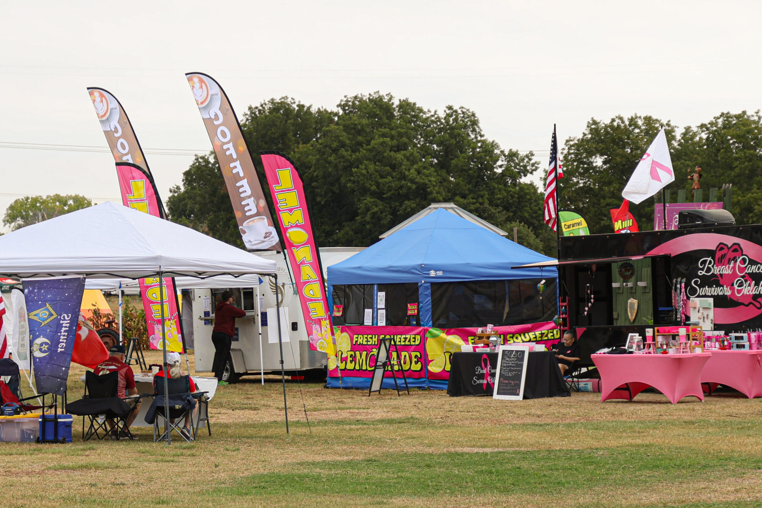 Vendor booths in Route 66 Balloon Festival. (Emily Lavarn/The Vista)