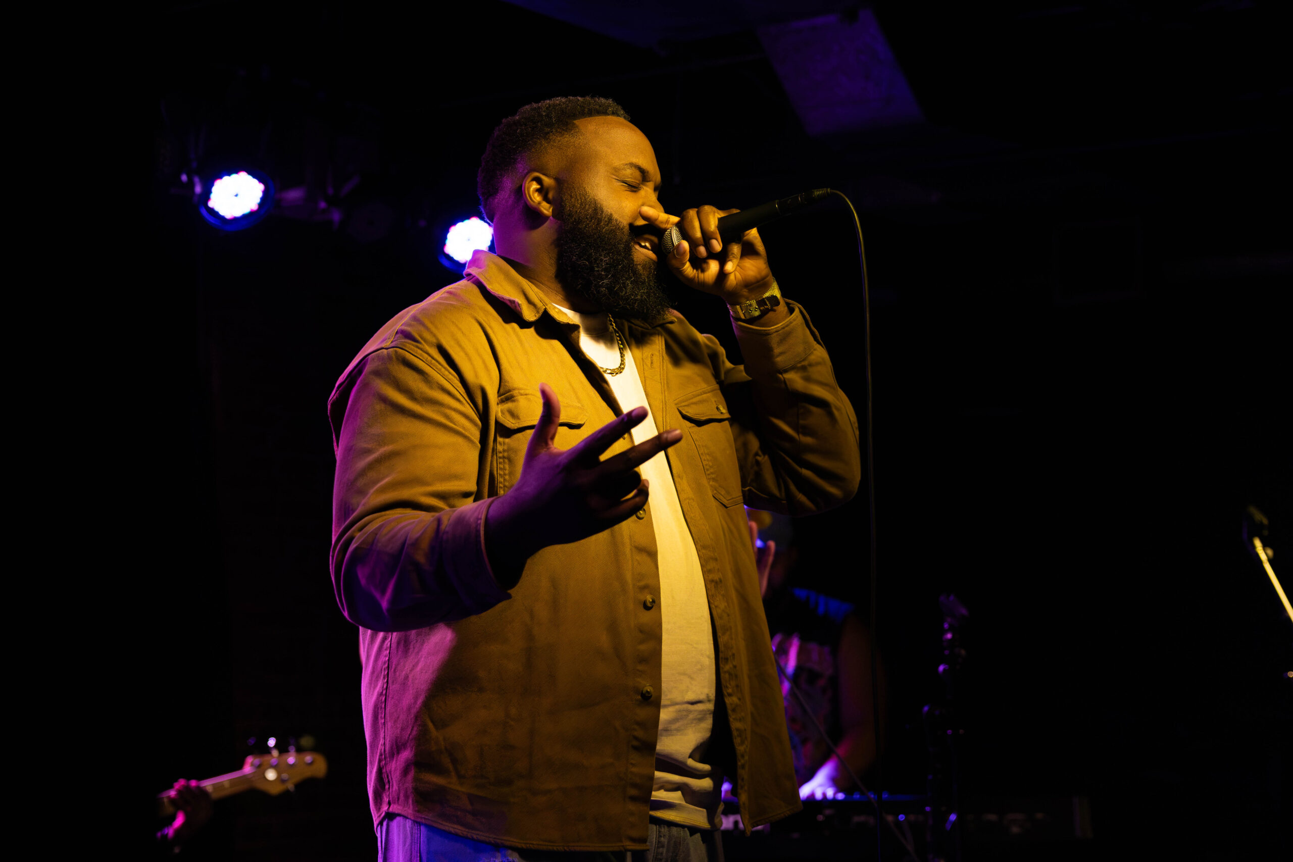 Supporting act Sid Carter. (Maycee Elerick/The Vista)